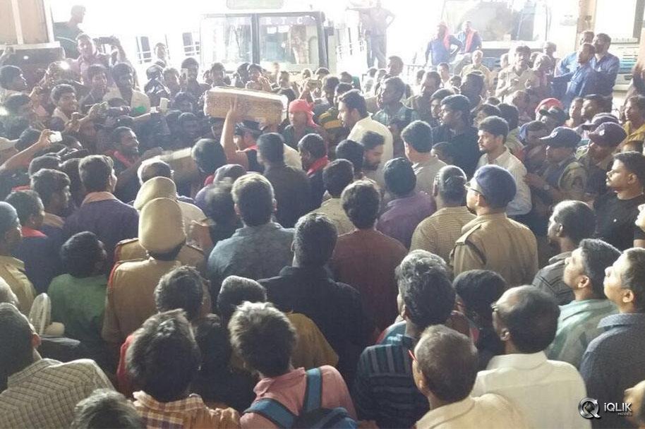 Memu-Saitham-TV-Show-Photos